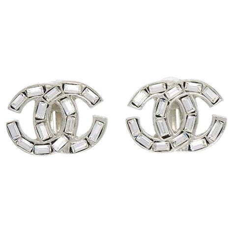 chanel ohrstecker silber|Chanel clip on earrings.